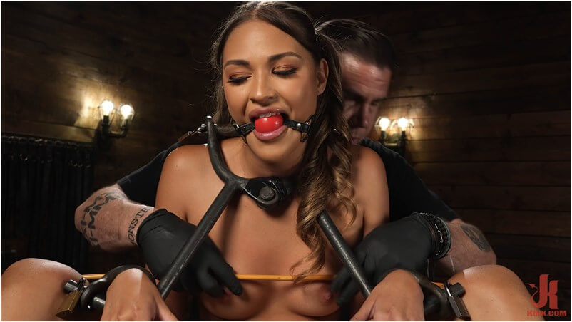 Gizelle Blanco BDSM - Fuck Machine Torture
