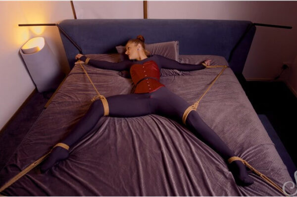 Rachel Organa Rope Bondage - Bed Spread And Vibe